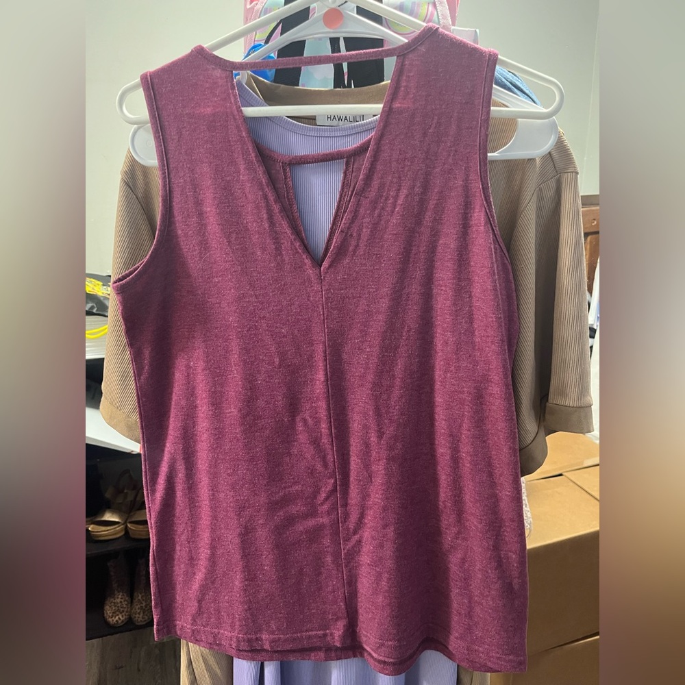 Burgundy Sleeveless Tank Top
